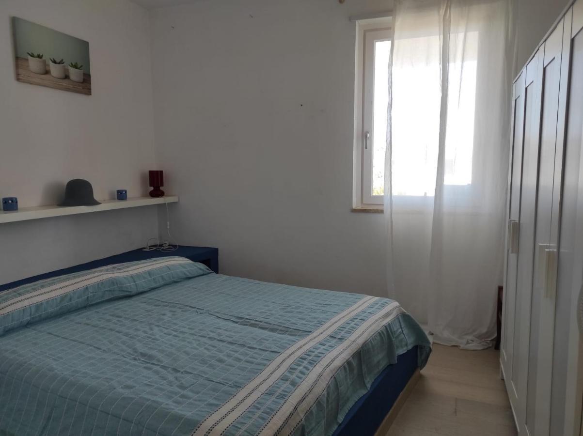 Grazioso Appartamento Vicino Al Mare San Cataldo  Exterior foto