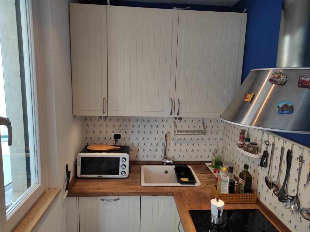 Grazioso Appartamento Vicino Al Mare San Cataldo  Exterior foto