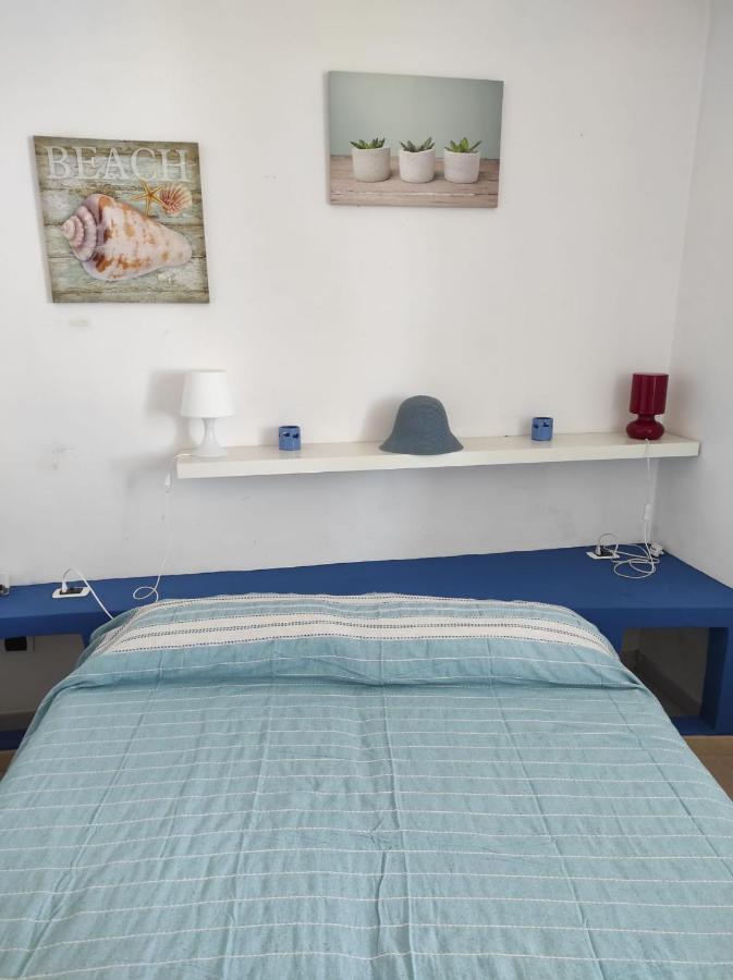 Grazioso Appartamento Vicino Al Mare San Cataldo  Exterior foto